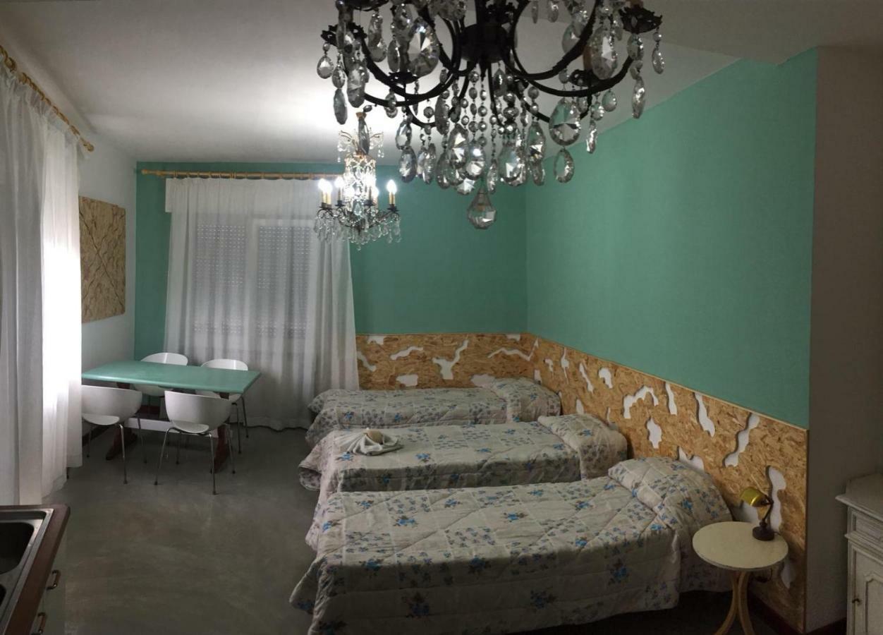 Venice Treviso Airport Bed Ngoại thất bức ảnh A room at the hotel